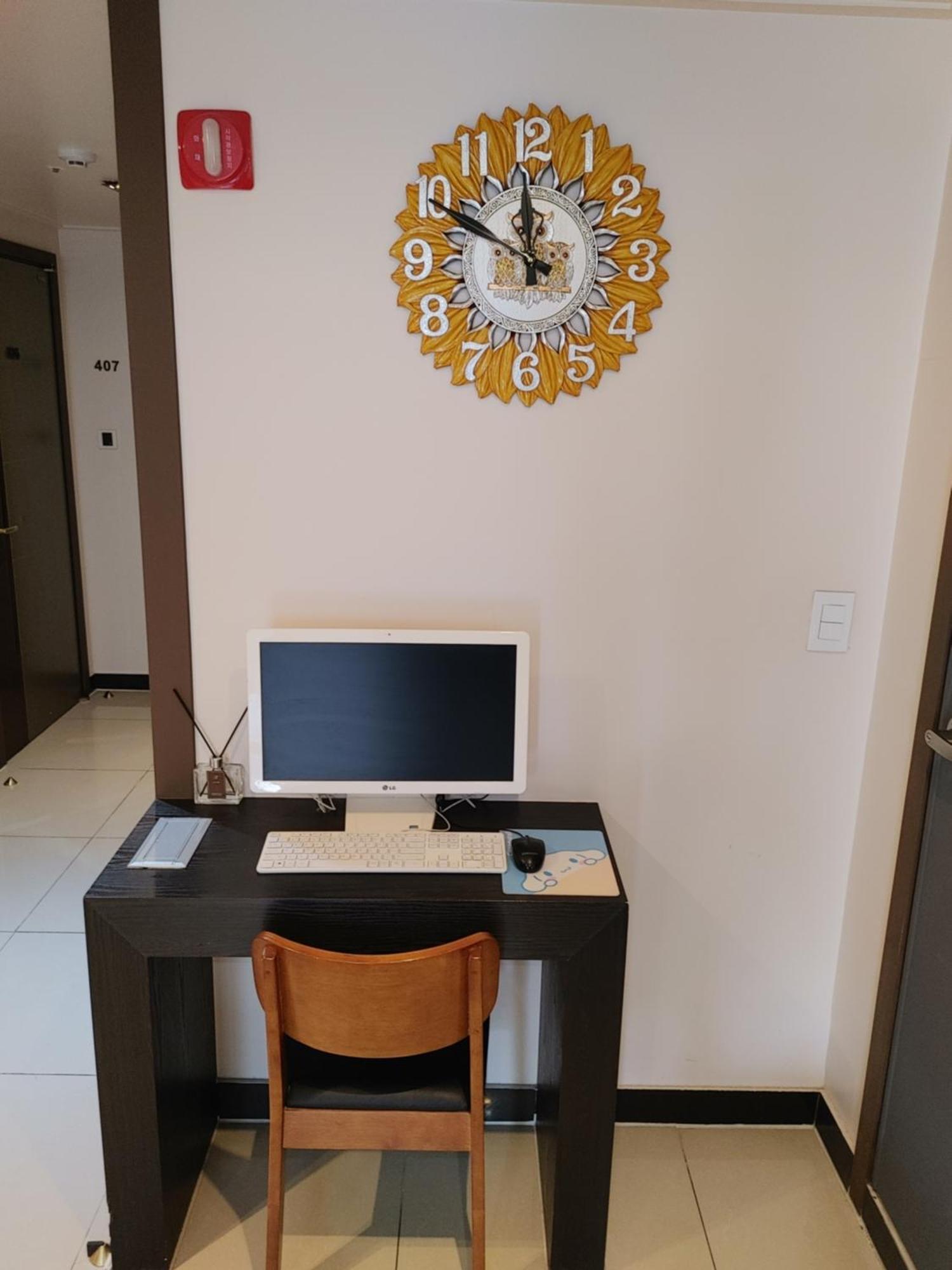 The Stay Hotel Myeongdong Сеул Экстерьер фото